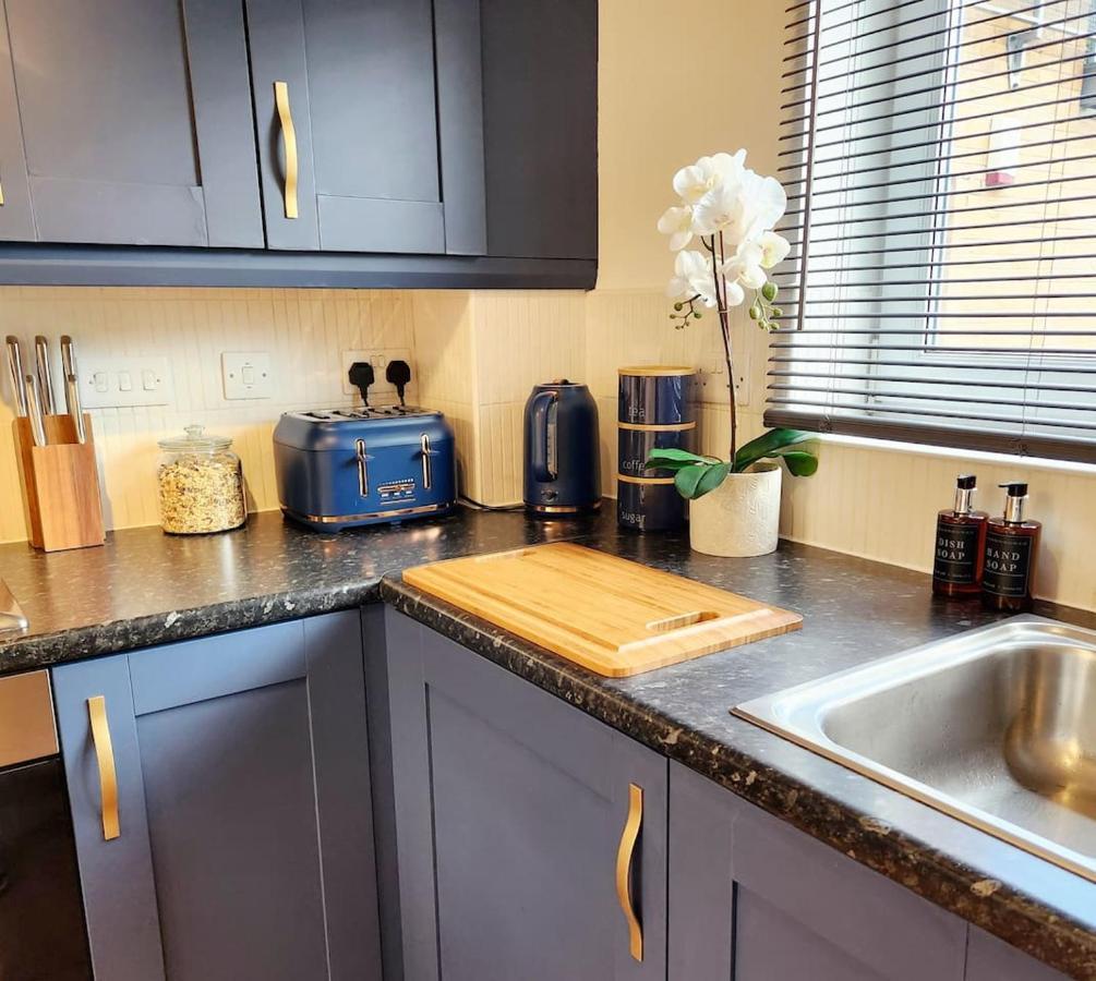 Home From Home 3 Bed,2 Bath House With Garden&Parking Near Centre&Tram Stop Sheffield Luaran gambar