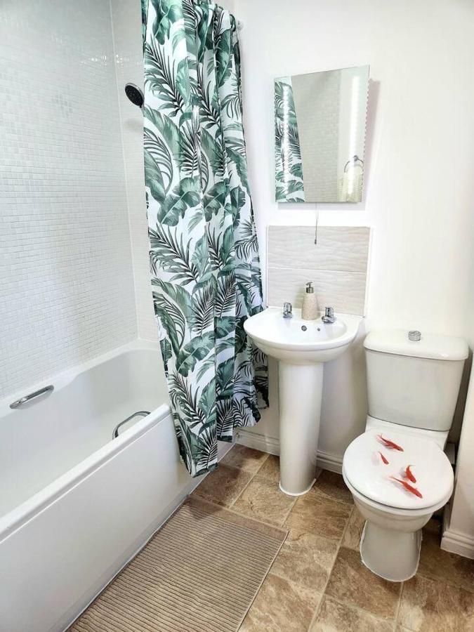 Home From Home 3 Bed,2 Bath House With Garden&Parking Near Centre&Tram Stop Sheffield Luaran gambar