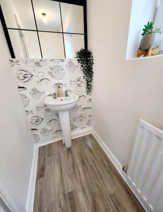 Home From Home 3 Bed,2 Bath House With Garden&Parking Near Centre&Tram Stop Sheffield Luaran gambar