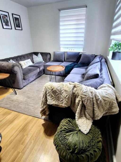 Home From Home 3 Bed,2 Bath House With Garden&Parking Near Centre&Tram Stop Sheffield Luaran gambar